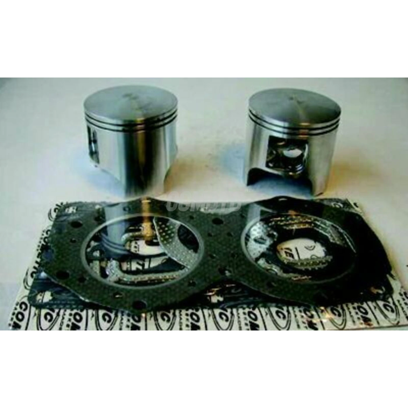 kit pistons pour jet Yamaha 700 81mm